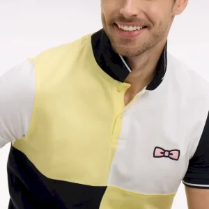 Polo à manches courtes en coton jaune clair à cadrans coupe regular