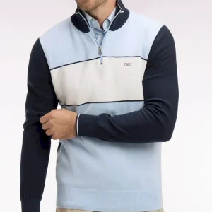 Pull à col maillot en coton ciel brodé