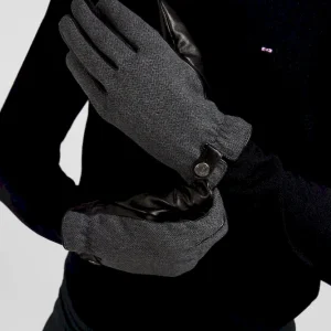 Alternative view of Paire de gants en cuir lisse noir