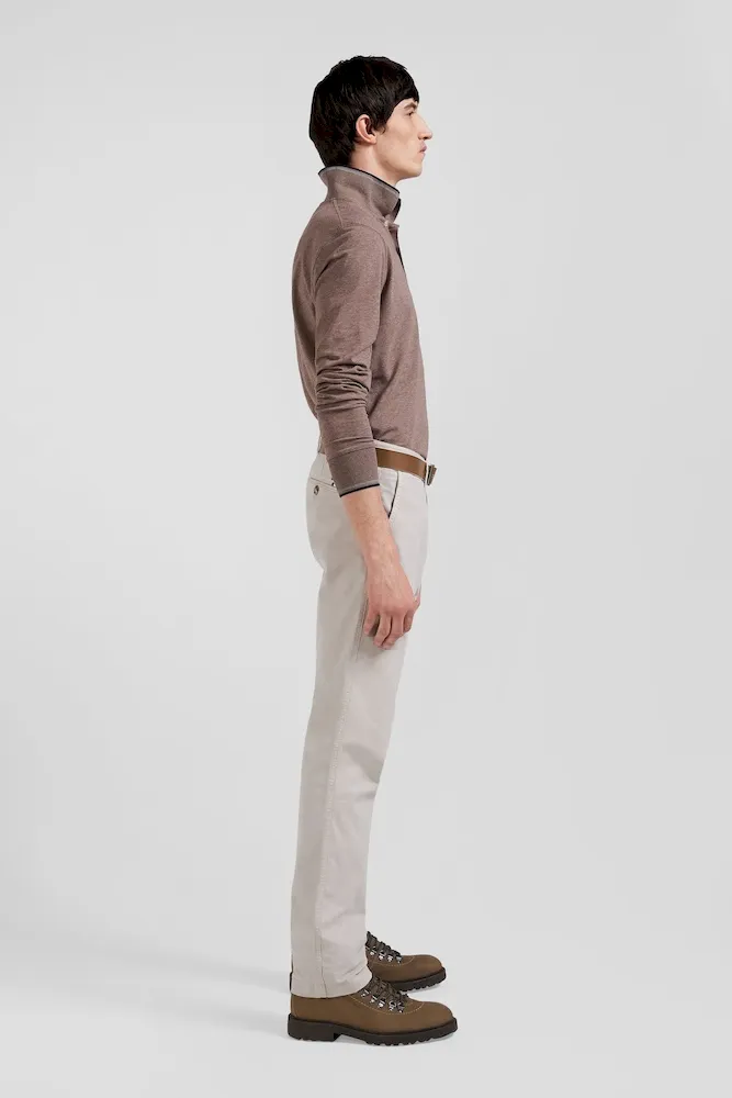 Pantalon chino camel en gabardine de coton stretch coupe Regular – Bild 5