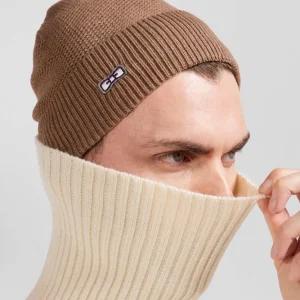 Alternative view of Bonnet uni en coton tricoté noisette
