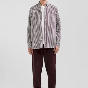 Chemise en popeline de coton rayée bordeaux coupe Regular