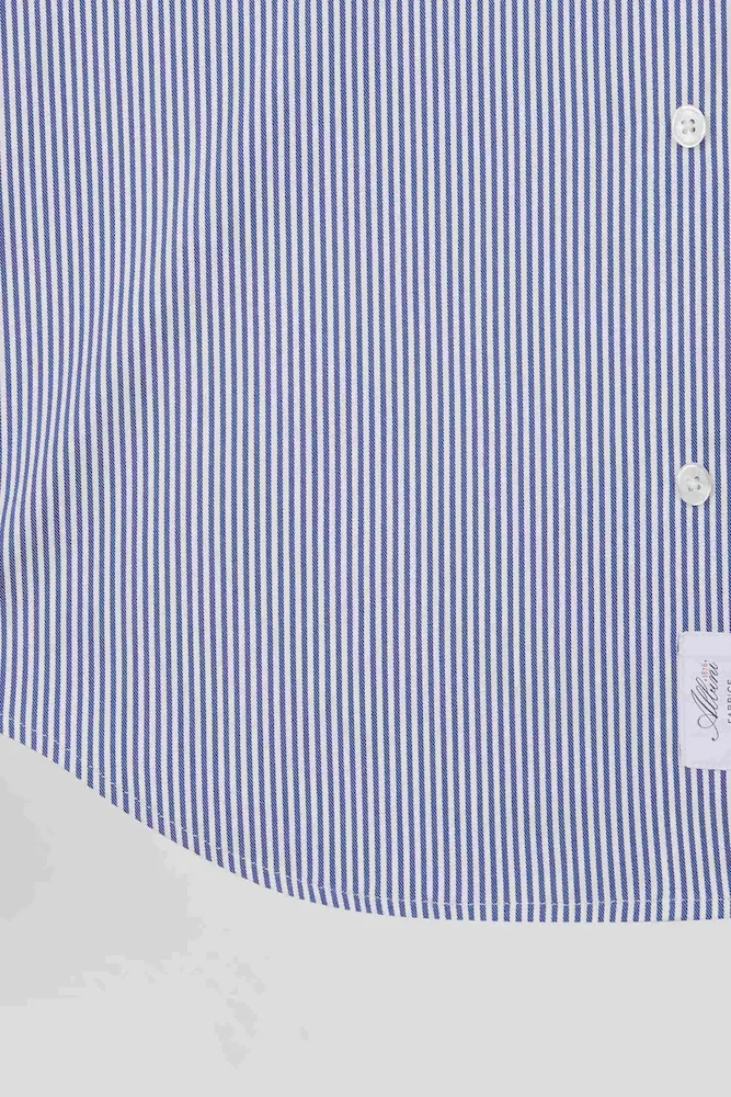 Chemise en popeline de coton bleu marine à rayures bâton coupe Regular – Bild 10