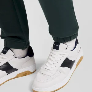 Alternative view of Baskets basses en cuir blanc découpe bleu marine