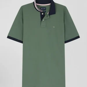 Polo manches courtes en piqué coton vert détails contrastés coupe Regular