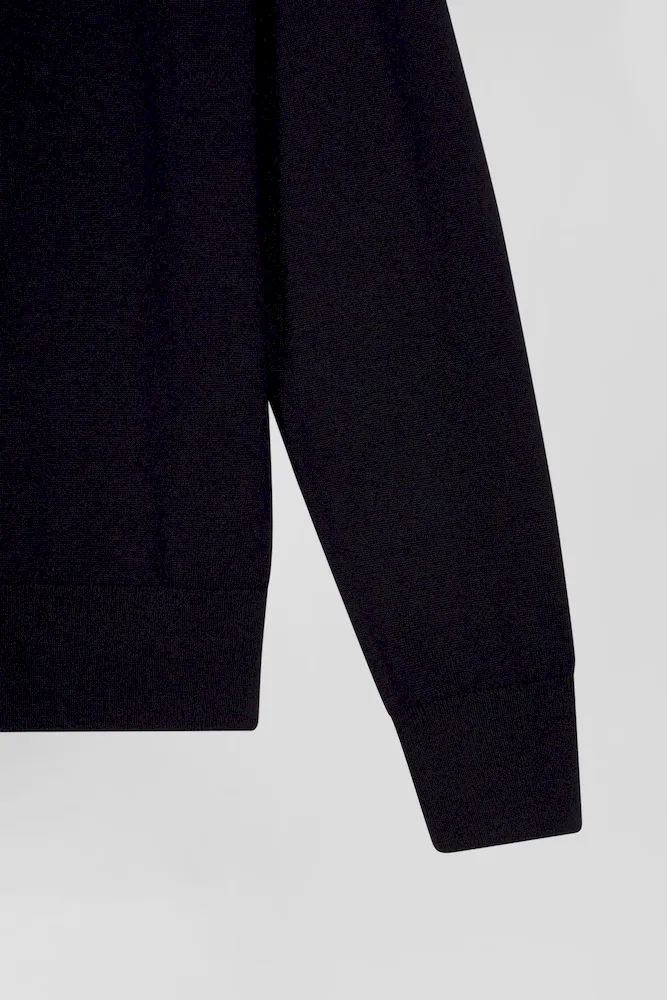 Pull col roulé en laine mérinos bleu marine coupe Regular – Bild 8