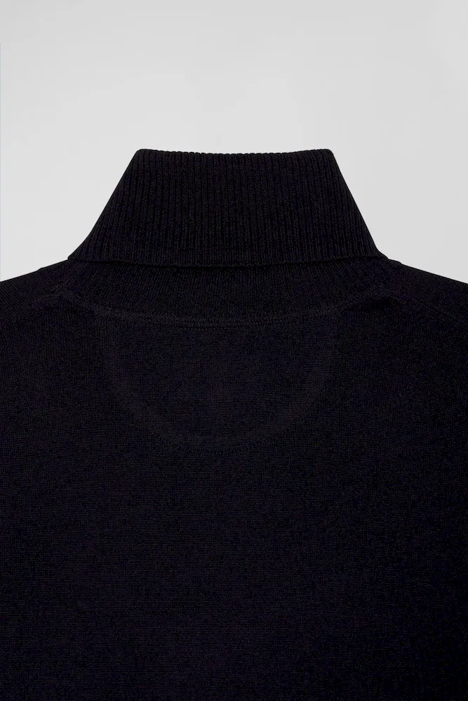 Pull col roulé en laine mérinos bleu marine coupe Regular – Bild 9