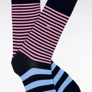 Alternative view of Chaussettes à rayures bicolores en coton mélangé bleues et roses