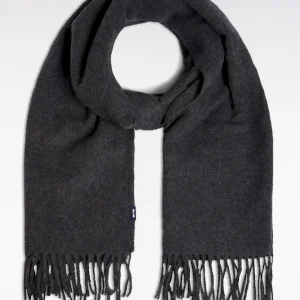 Écharpe frangée en laine vierge grise