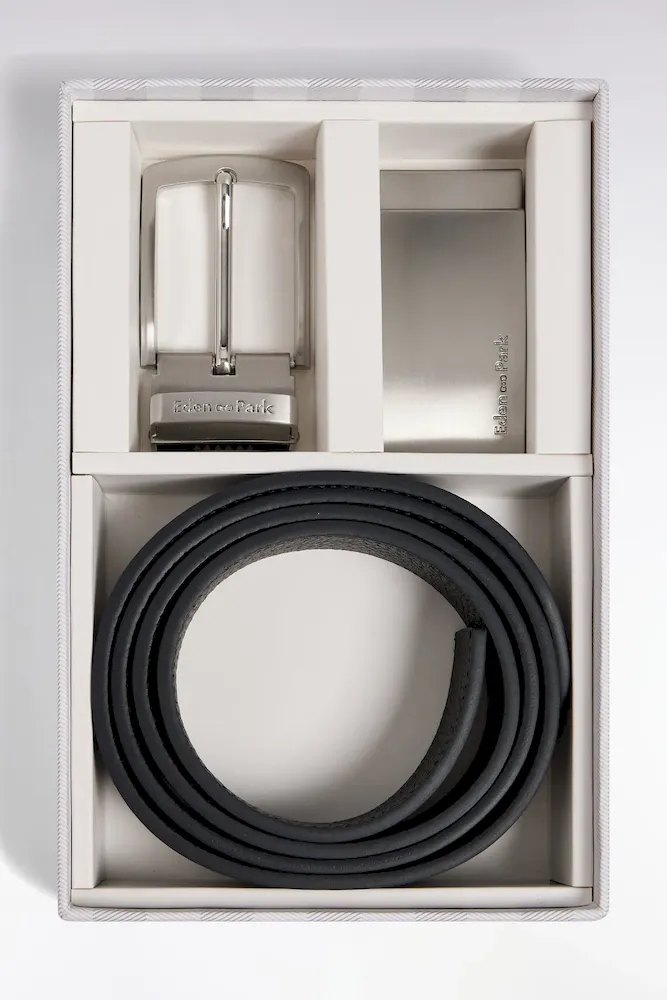 Coffret Ceinture En Cuir Réversible Et Boucles En Métal Argenté