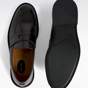 Alternative view of Mocassins en cuir glacé noirs