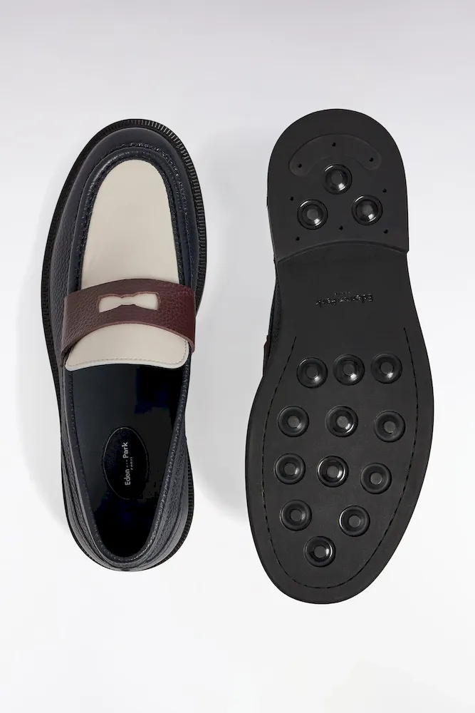 Mocassins en cuir grainé marine écrus et marron – Bild 2