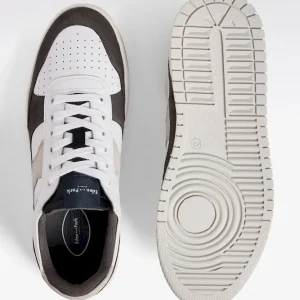 Alternative view of Sneakers bimatières en cuir lisse blanc et cuir suédé gris