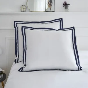Lot de taies d'oreillers carrées en coton blanc à bordure marine