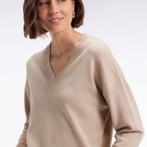 Pull à col V en laine et coton beige coupe Relaxed