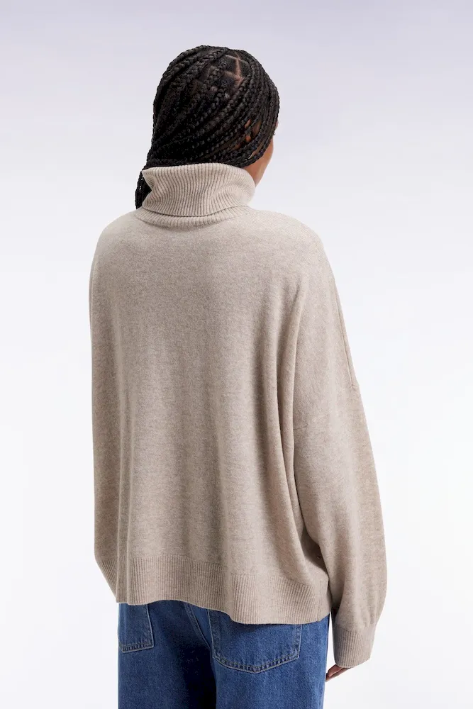 Pull à col roulé en laine et cachemire beige coupe Relaxed – Bild 5