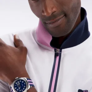 Alternative view of Montre à quartz indicateur date fond bleu bracelet NATO rayé