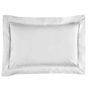 Alternative view of 2 taies d'oreiller rectangulaires blancs - Dentelle et crampon