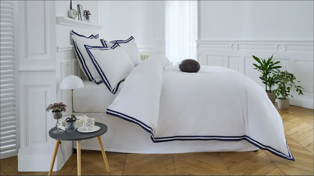 Housse de couette en percale de coton blanche à bordure marine – Bild 3